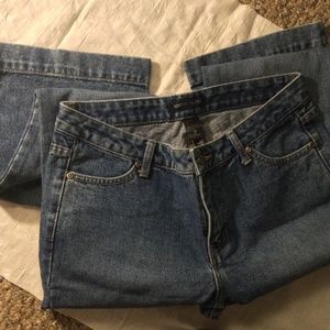 Boston Proper women’s jeans, size 6R, in excellent used condition!